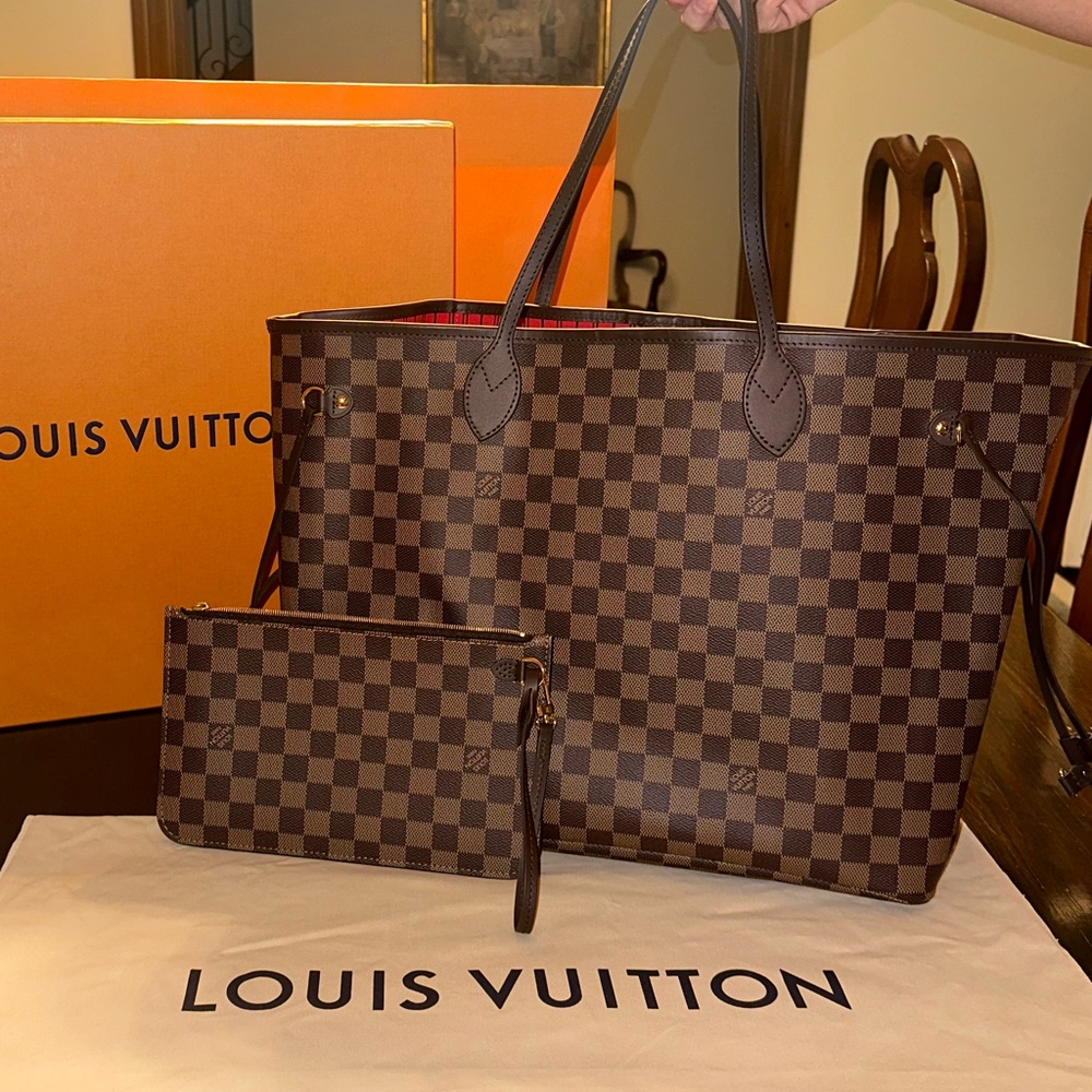 Louis Vuitton Neverfull GM with clutch